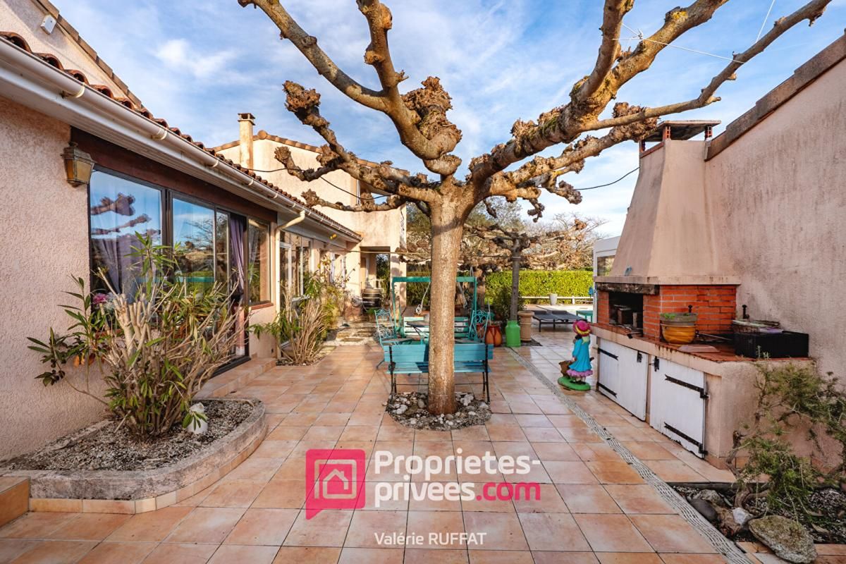 SAINT-JORY Maison  familiale Saint Jory 8 pièce(s) 190 m2 avec grand jardin et piscine 3