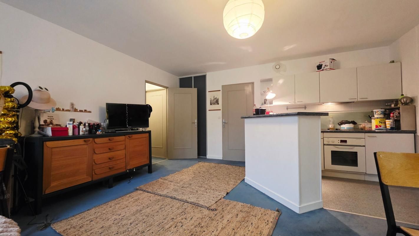 BOURGES BOURGES APPARTEMENT 45.68 m2 2 PIECES 3