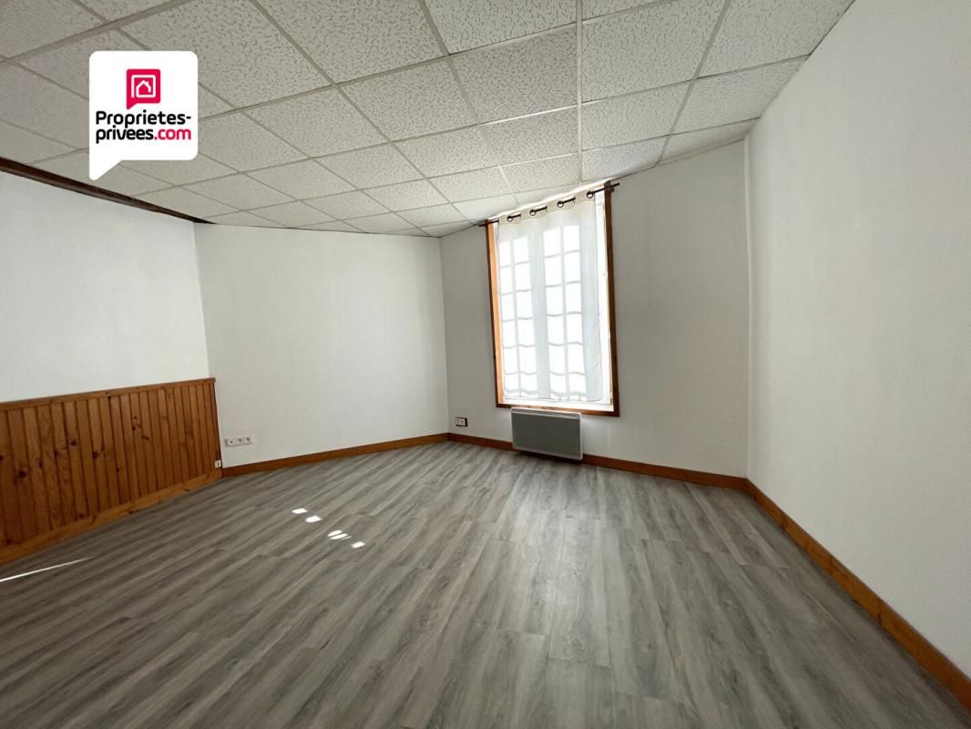 NONANCOURT Appartement NONANCOURT 1 pièce(s) 30.5 m2 centre ville 60000 FAI 4