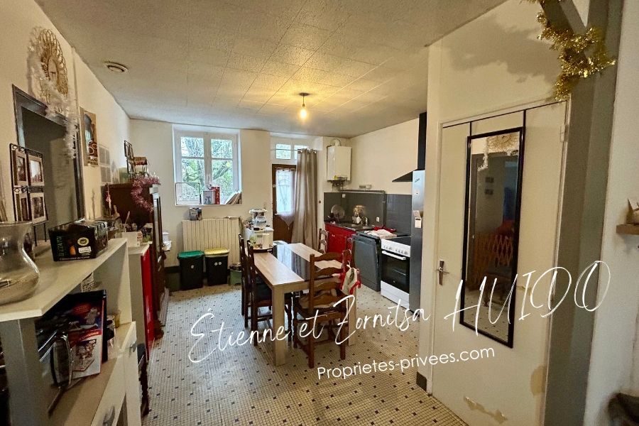 ISSOUDUN Charmante maison de ville 3 pièces ? Idéal investisseur ? Rentabilité immédiate 4