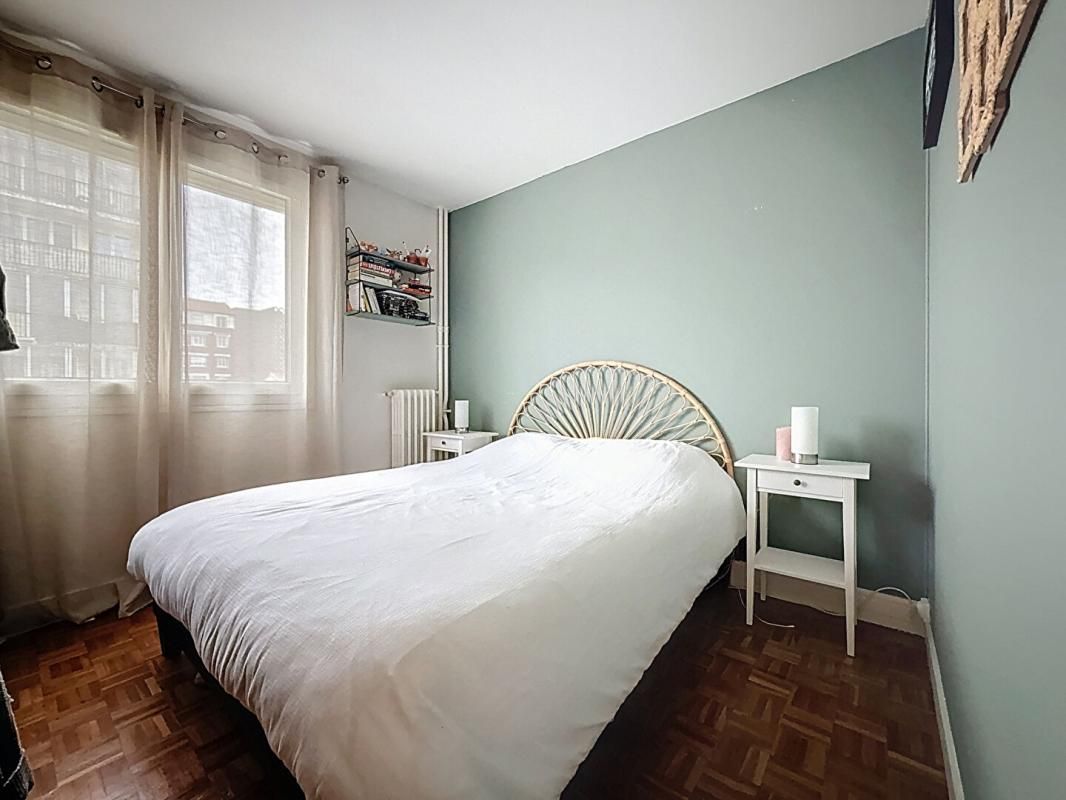 VILLEJUIF APPARTEMENT METRO   Villejuif 3 pièces 70.28 m2 Avec BOX - CAVE 3