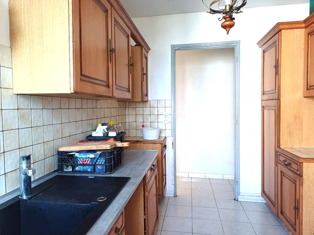 BRON Appartement 68 m2 Bron quartier résidentiel 4