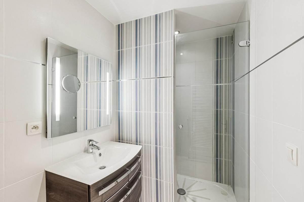 CLUSES Appartement  T4 77 m2 avec garage et cave - Exclusivité 4