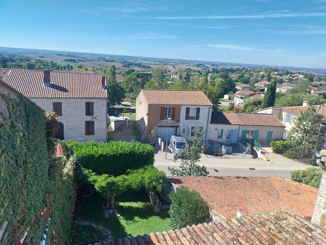 LAPLUME LAPLUME 47310 Maison pierre 9 pièce(s) 287.65 m2 1