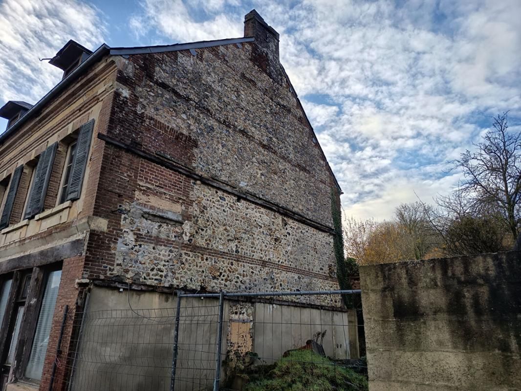 BEC-DE-MORTAGNE Demeure Bec De Mortagne 11 pièce(s) 225 m2 2