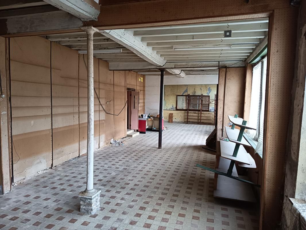 BEC-DE-MORTAGNE Demeure Bec De Mortagne 11 pièce(s) 225 m2 3