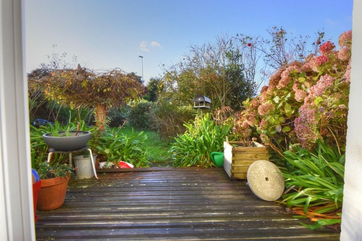 PAIMPOL Charmante maison avec jardin, à deux pas des commodités et des plages 2