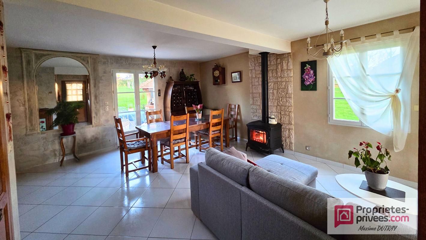 NEUVILLE-SUR-BRENNE Maison 4 pièces 95m² - Garage 3