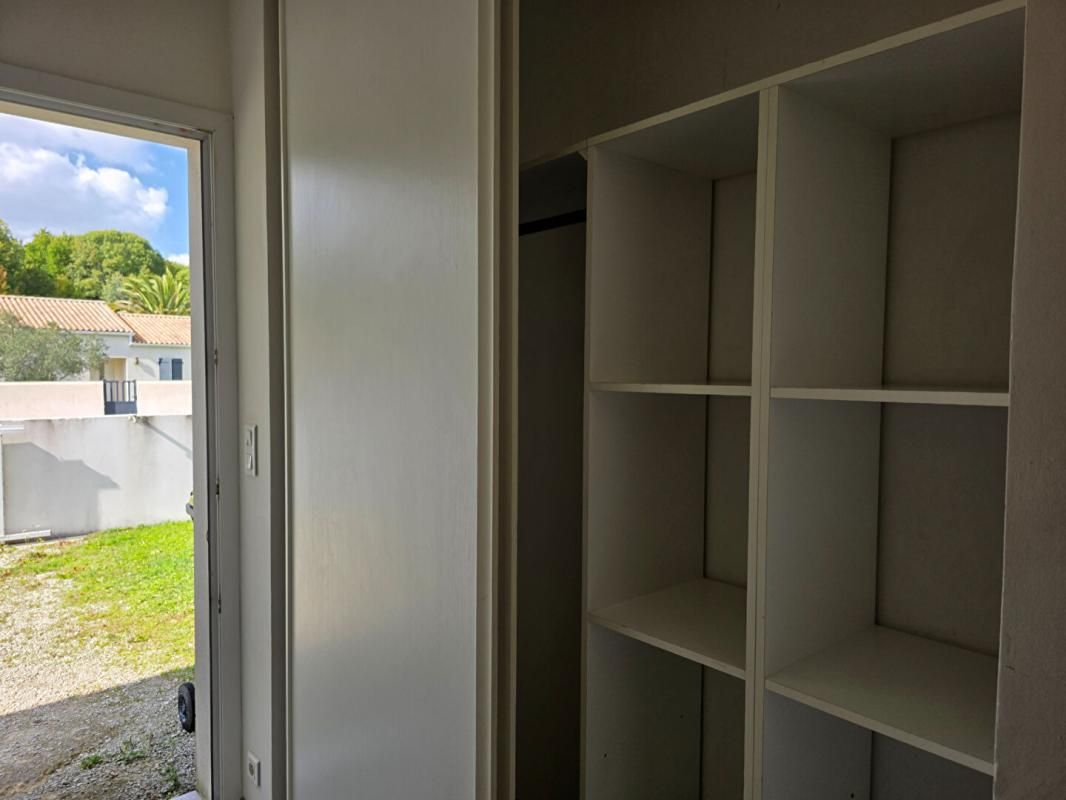 BREUILLET Maison  5 pièce(s) 83 m2 2