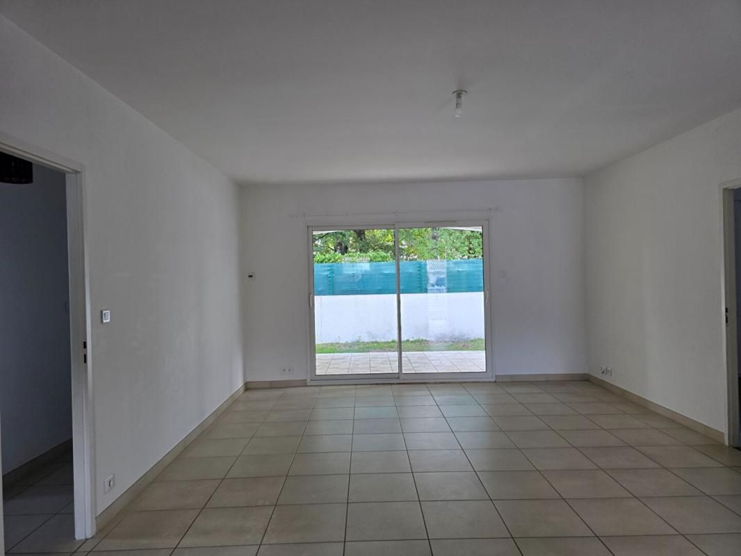 BREUILLET Maison  5 pièce(s) 83 m2 4