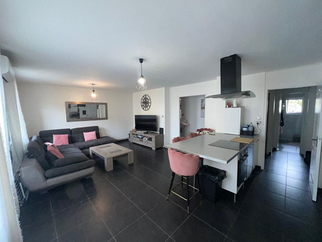 Appartement Valence 3 pièce(s) 65 m2, cave