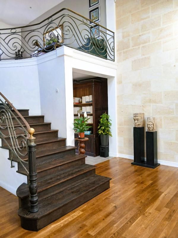 MERIGNAC Demeure de prestige  7 pièce(s) 305 m²  jardin piscinable 450 M² 2