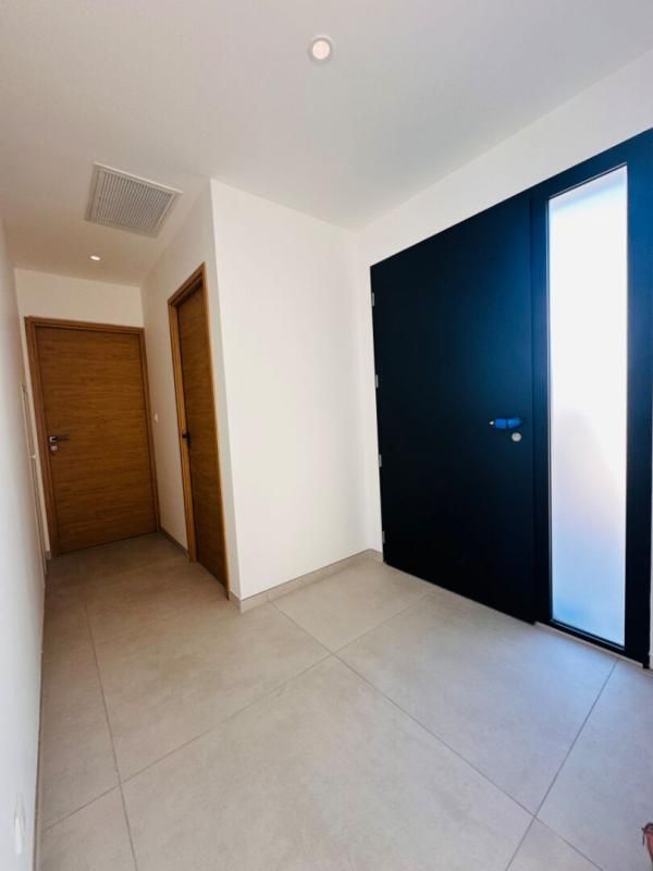 SERIGNAN Villa Serignan 4 pièces 120 m2 proche des plages 2