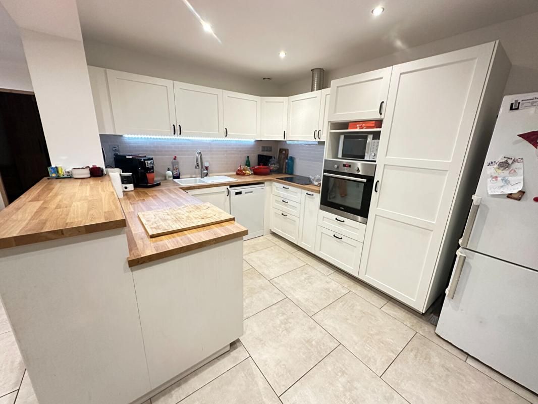 CHATEAUNEUF-LES-MARTIGUES Exclusivité Maison rénovée de plain-pied à Châteauneuf-lès-Martigues 4