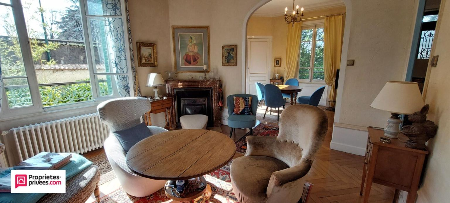 TASSIN-LA-DEMI-LUNE Maison Tassin La Demi Lune 132 m2 2