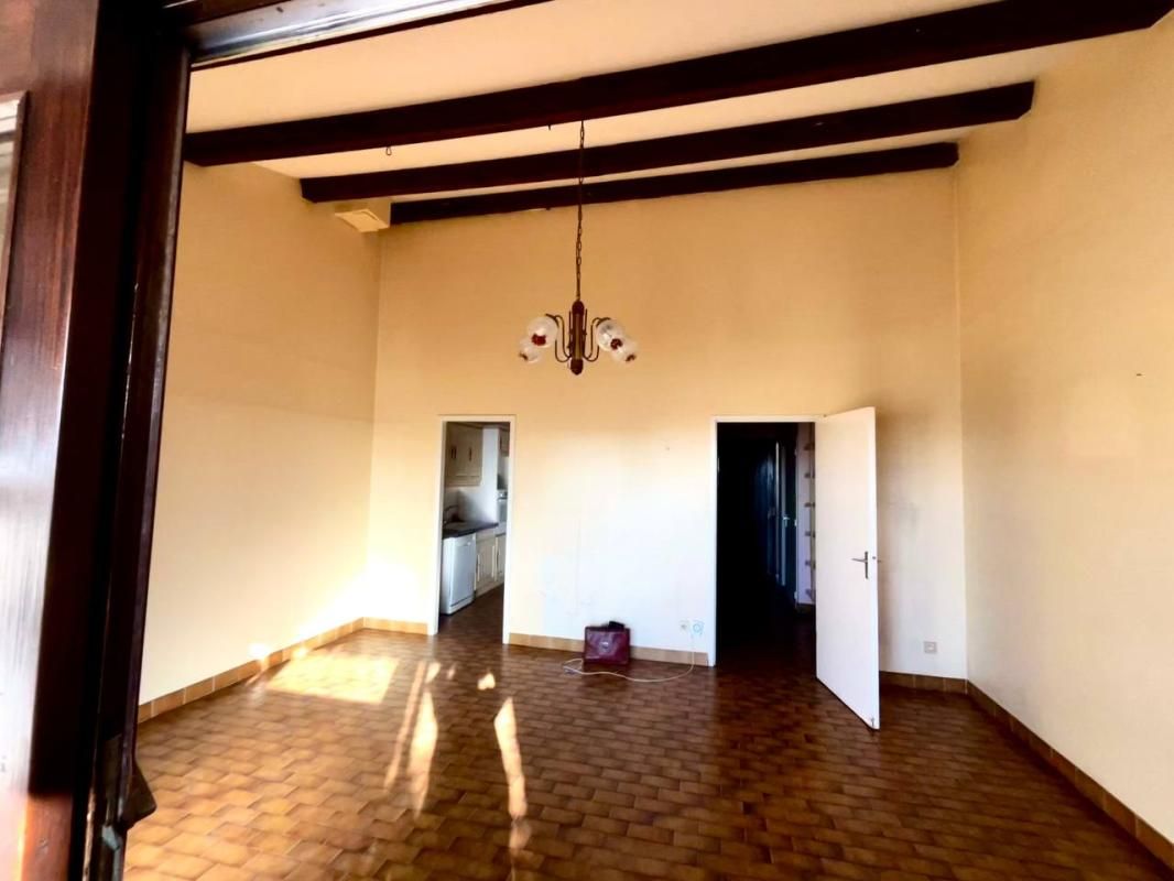 LA CIOTAT Maison T2 avec jardin et parking 2