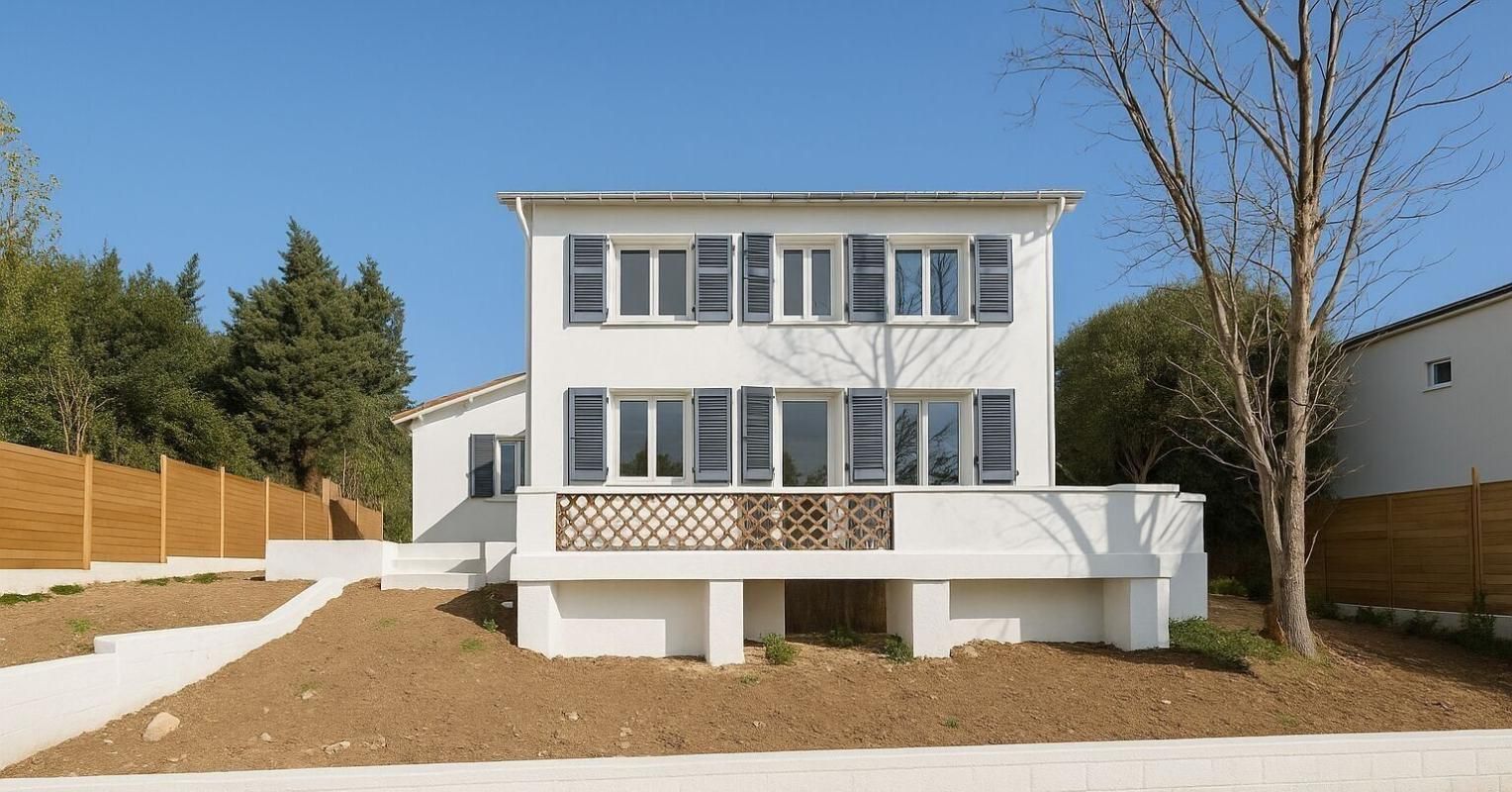 MARSEILLE 12ème Trois-Lucs Maison 4 pièces rénovée 2025 avec terrain et stationnements