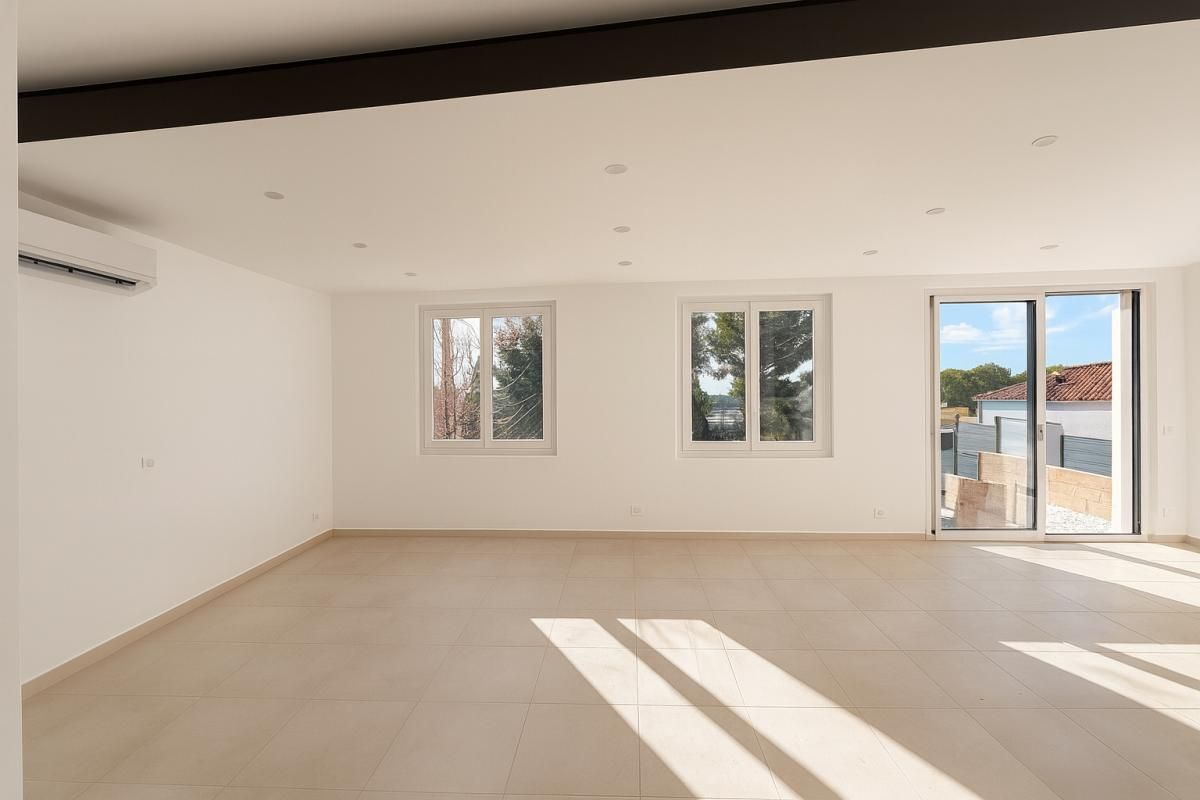 MARSEILLE-12E-ARRONDISSEMENT MARSEILLE 12ème Trois-Lucs  Maison 4 pièces rénovée 2025 avec terrain et stationnements 4