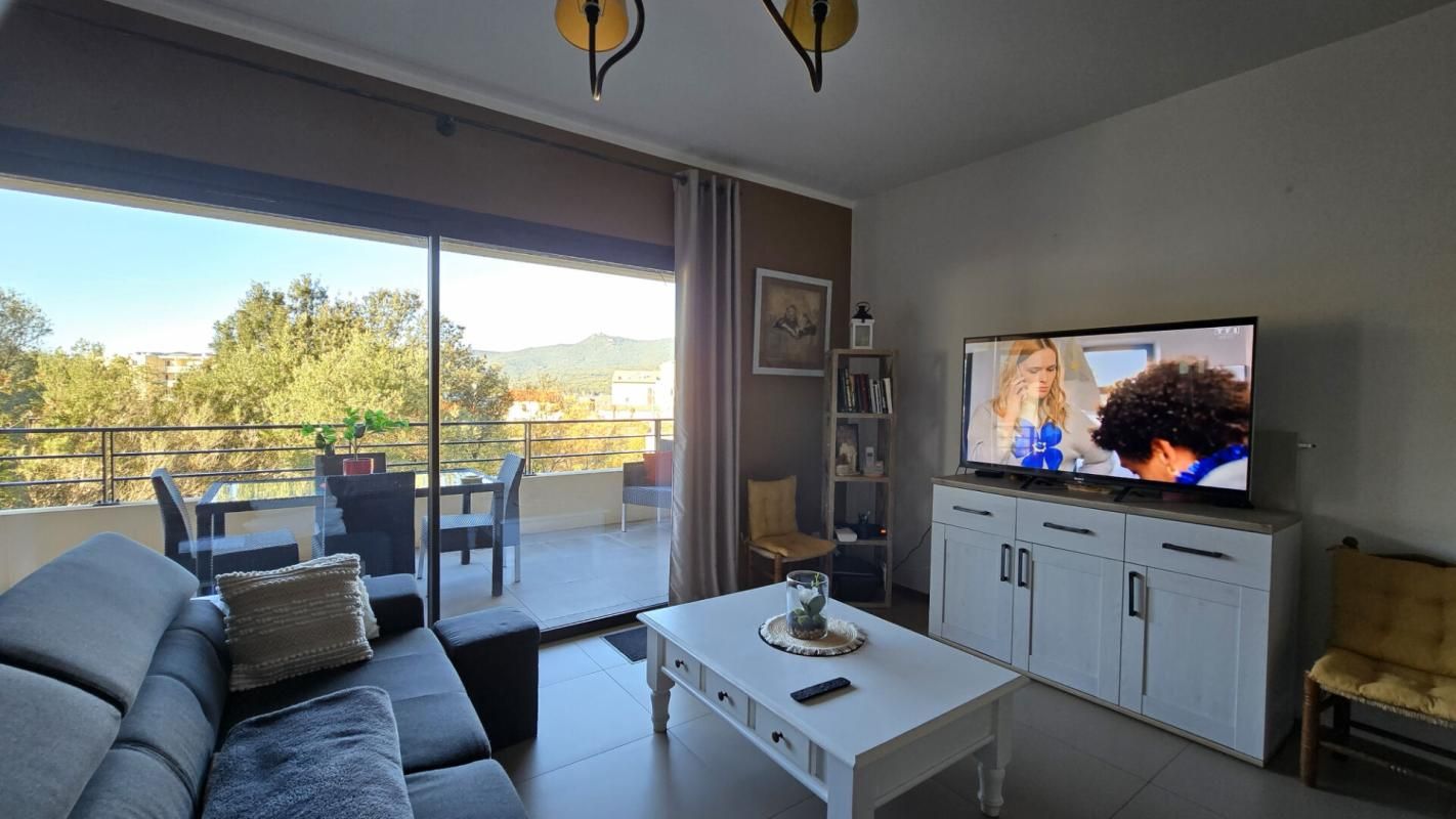 PROPRIANO Appartement Propriano 2 pièce(s) 63 m2 terrasse 14 m2 garage et cave 3