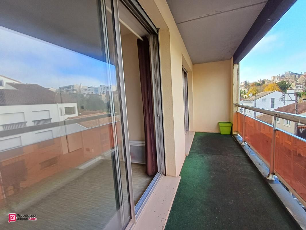 NIORT Niort - Résidence Duguesclin - Appartement T2 1