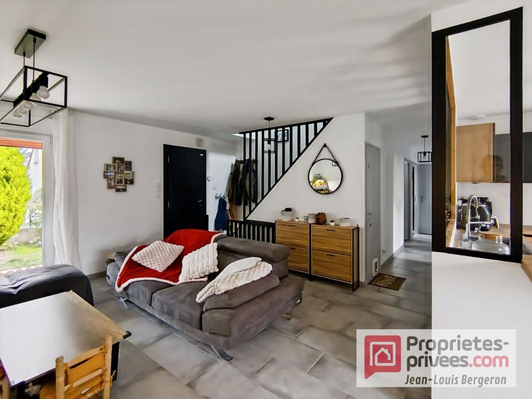 ARTANNES-SUR-INDRE Maison Artannes Sur Indre 6 pièce(s) 150 m2 3