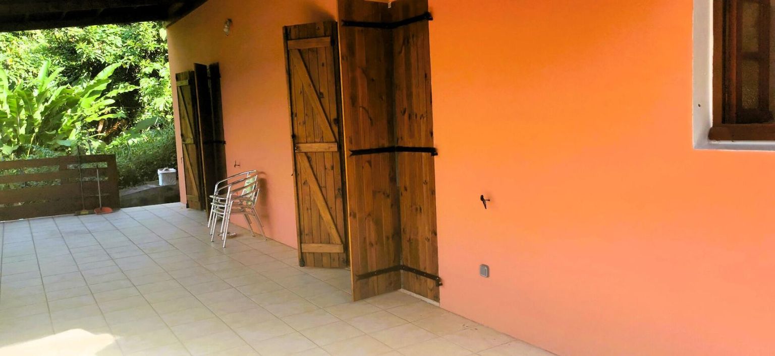 SAINT-JOSEPH Location maison individuelle Saint Joseph 6 pièce(s) 157m2 3