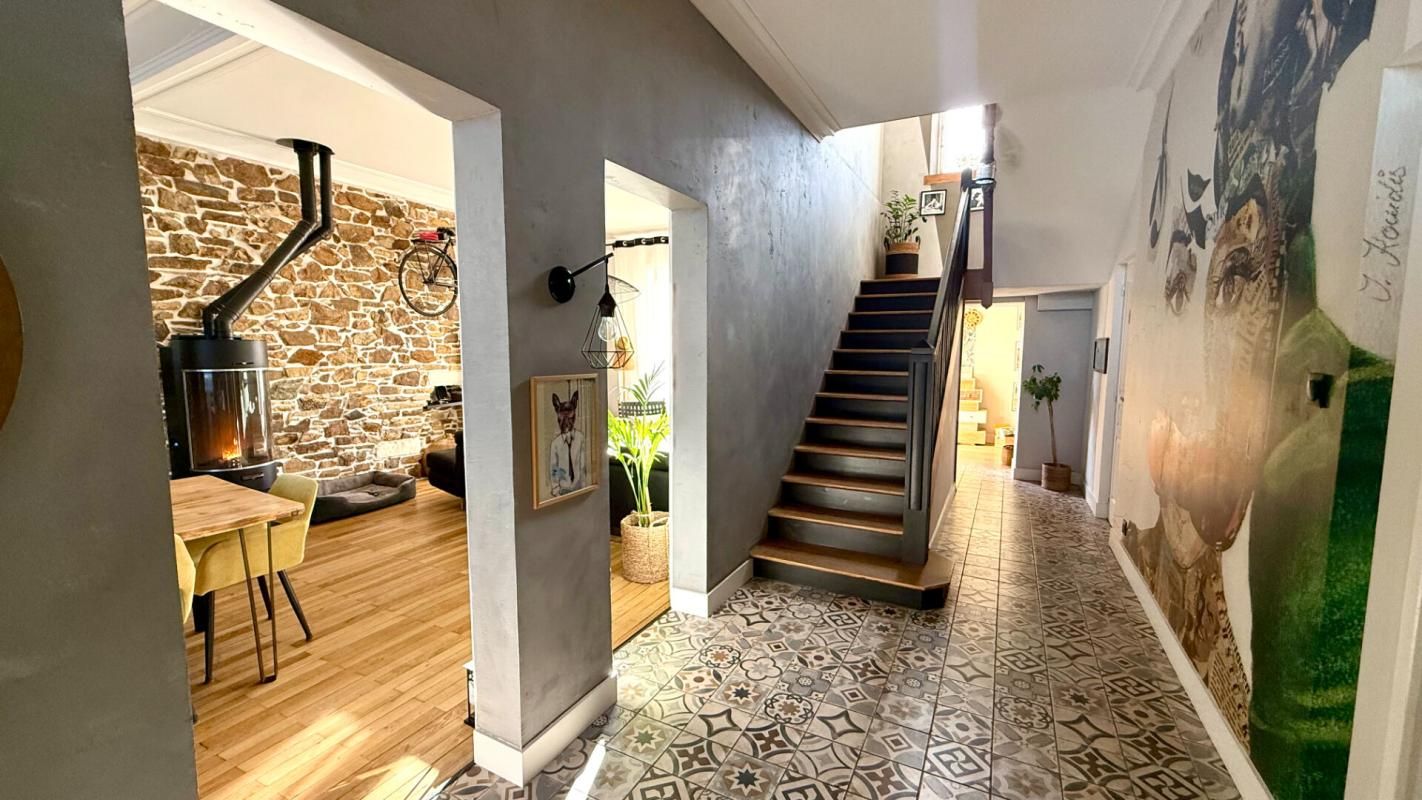 MAUVES-SUR-LOIRE A VENDRE - MAISON 7 PIECES - 44470 MAUVES-SUR-LOIRE 1