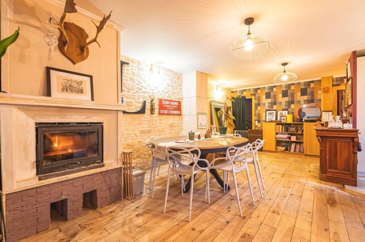 REIMS Maison en fond de jardin avec dépendances 2