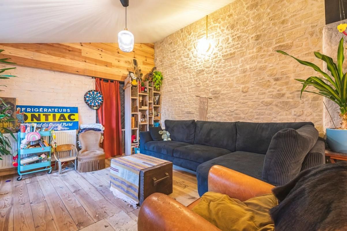 REIMS Maison en fond de jardin avec dépendances 4