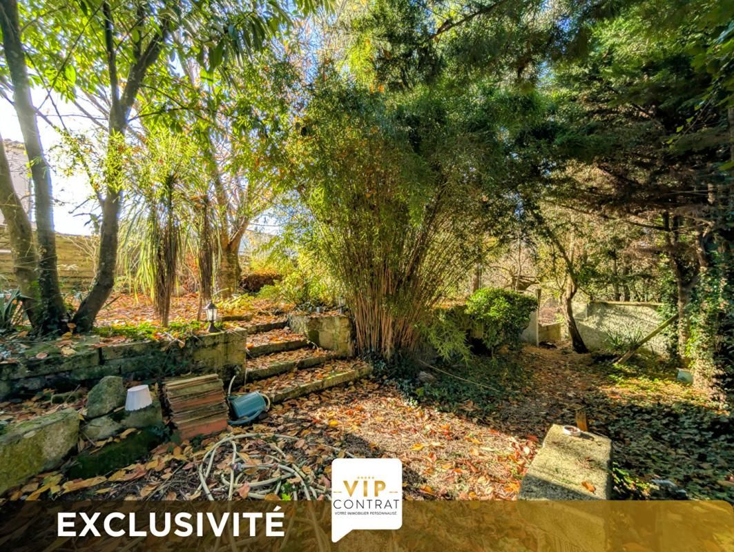 PONS GARANTIE 12 MOIS INCLUS ! Maison de ville avec garage et grand jardin ! 4