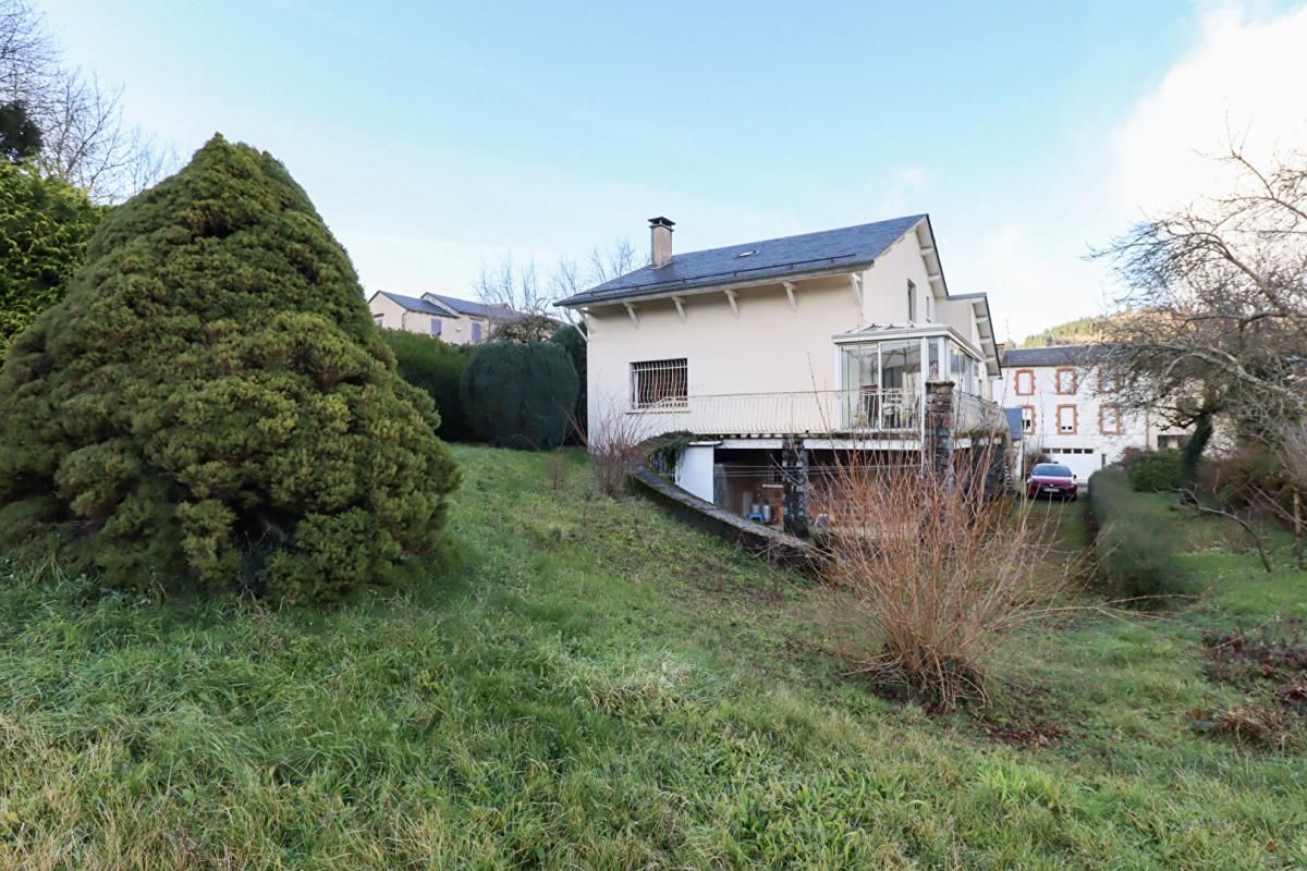 LACAUNE Maison Lacaune 12 pièce(s) 260 m2 1