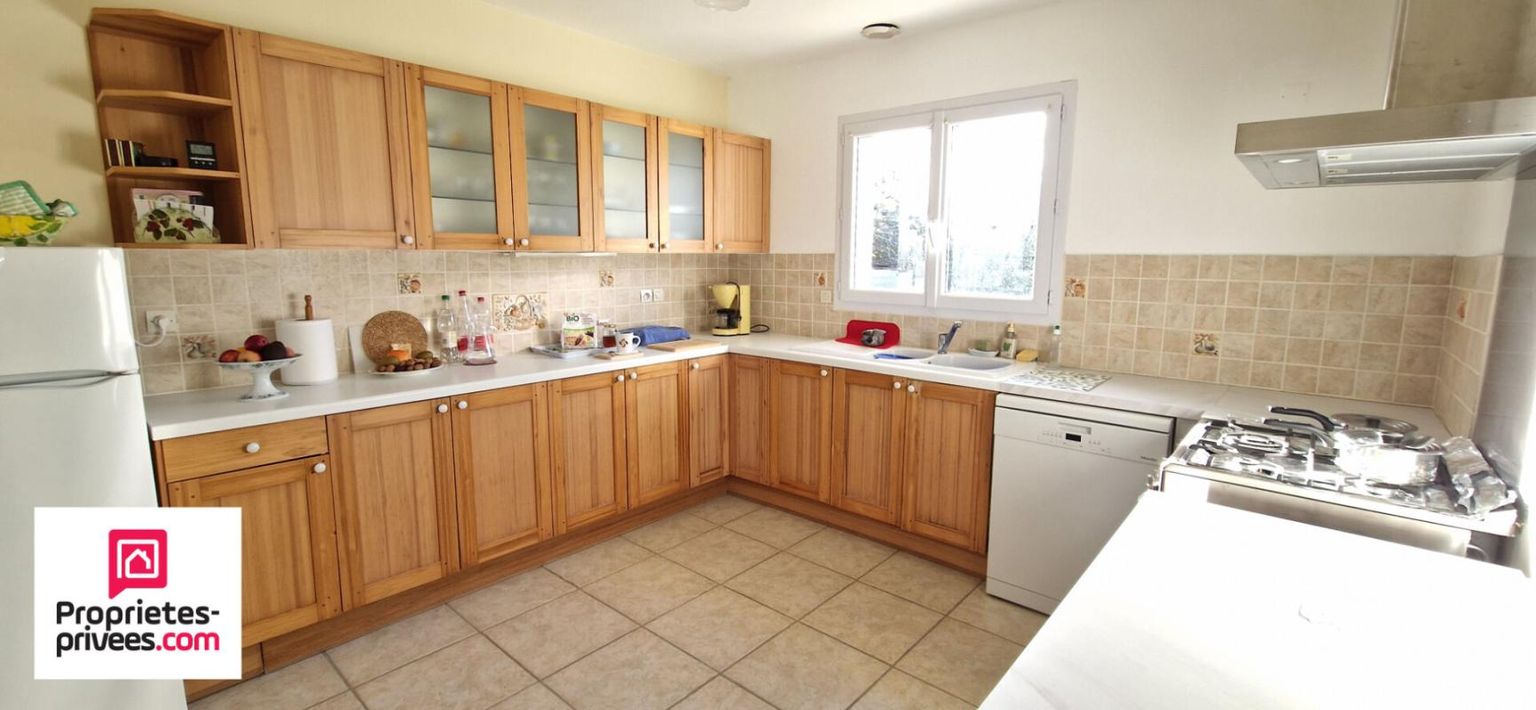 LANGON Maison de plain-pied - 160 m2 - 6 chambres - Garage double - Terrain 2400 m2 au calme 4