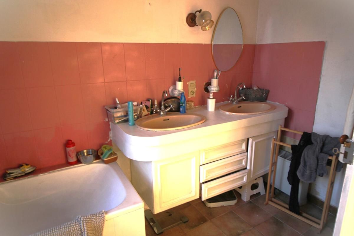 EPARGNES EPARGNES - Maison 157 m² - 5 pièces - 3 chambres 4