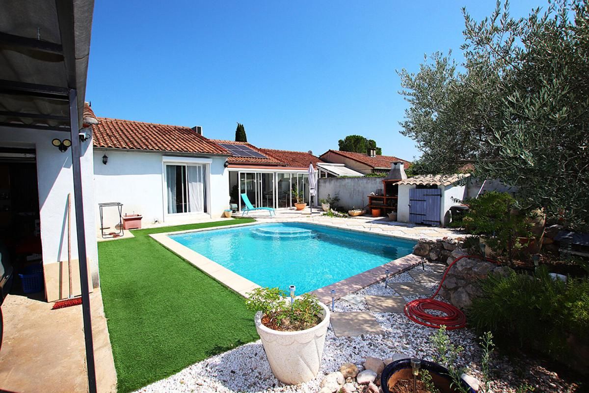 JUVIGNAC Villa F4 de 115m2 avec piscine et garage Dble 2