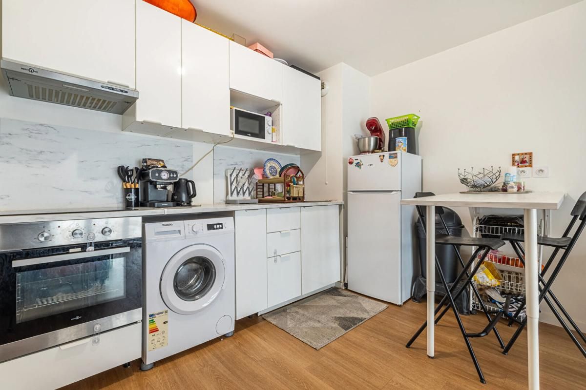 CORBEIL-ESSONNES Appartement  2 pièces 41 m2 4