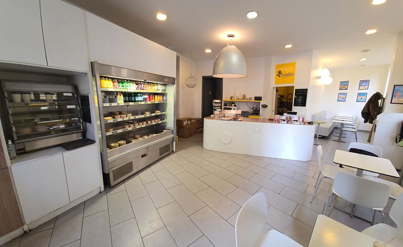 MARSEILLE-2E-ARRONDISSEMENT Urgent - 13002 MARSEILLE - Restauration rapide - Proche Vieux-Port -120.000 uros 2