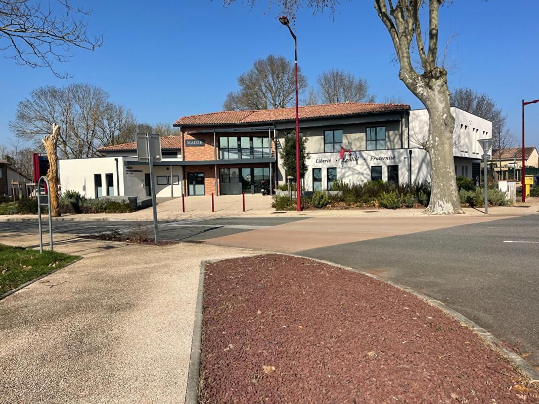 VILLENEUVE-LES-BOULOC TERRAIN A BÂTIR - VILLENEUVE LES BOULOC- CENTRE VILLAGE 3