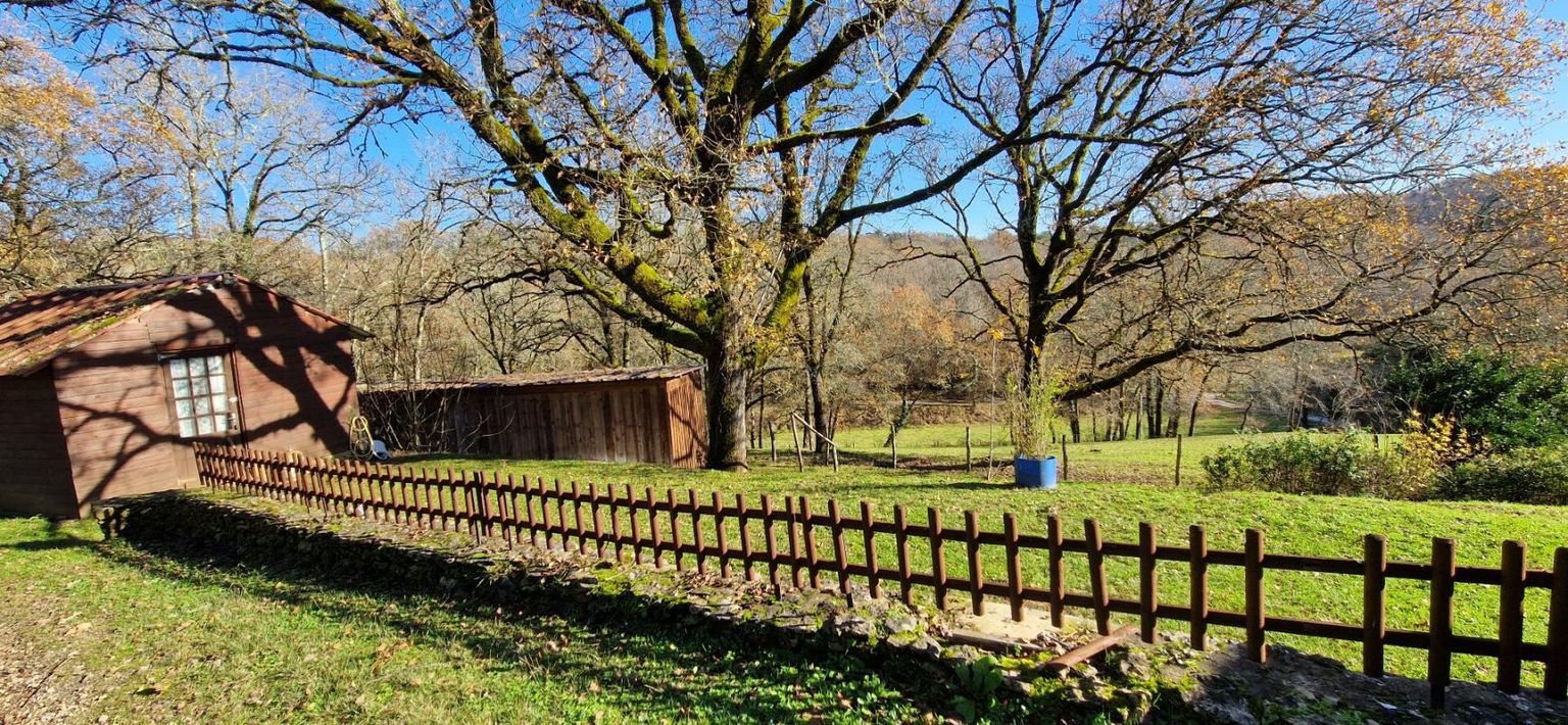 LE BUGUE Maison en pierre proche du Bugue de 155 m2 4