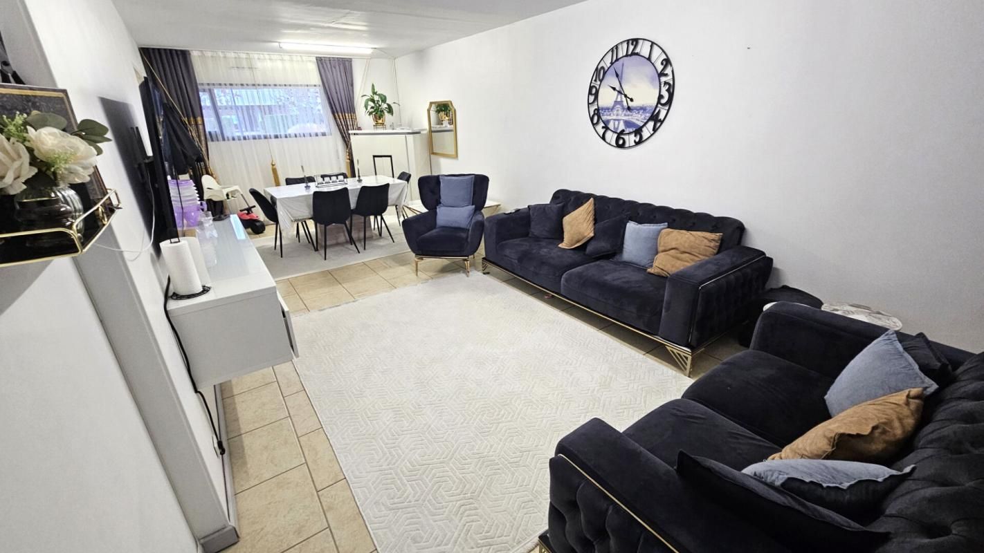 GUYANCOURT Guyancourt / Appartement 3 pièces en rez-de-jardin + box 3