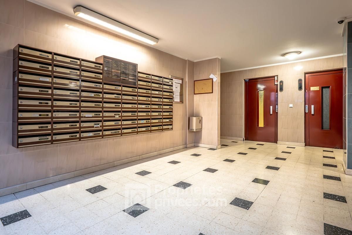 VITRY-SUR-SEINE Appartement Vitry Sur Seine 5 pièce(s) 102.23 m2 2