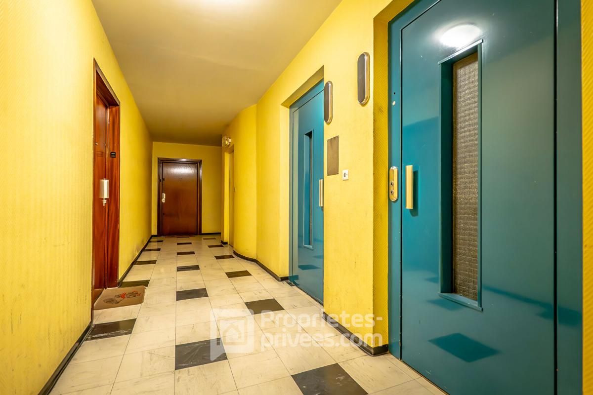 VITRY-SUR-SEINE Appartement Vitry Sur Seine 5 pièce(s) 102.23 m2 3