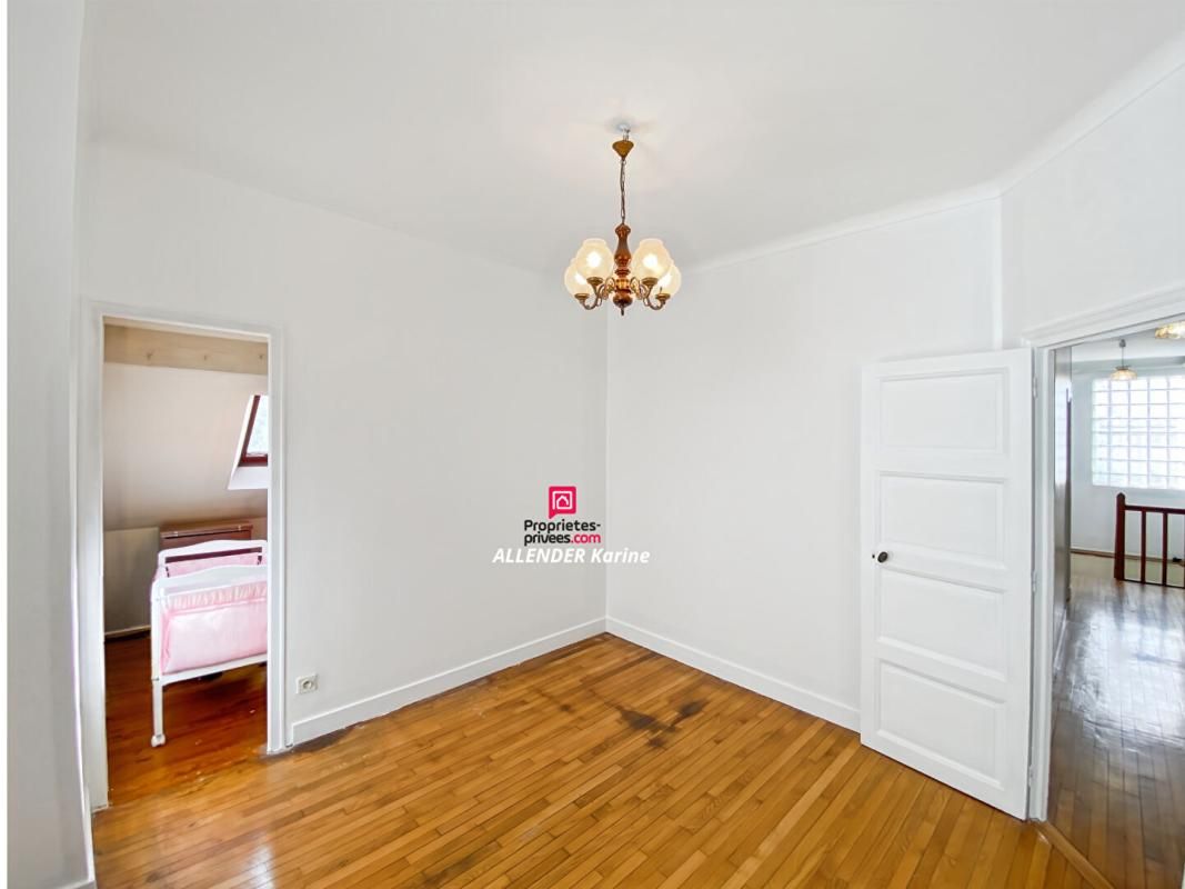 SENS Maison Sens 8 pièce(s) 263 m2 3