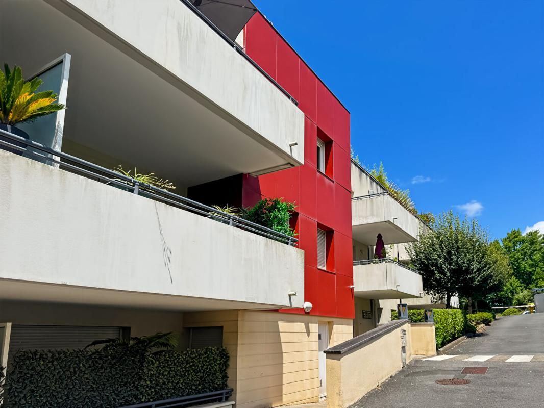 BAYONNE Appartement Bayonne Conservatoire 1 pièce(s) 22.88 m2 + cave + parking sous sol 1