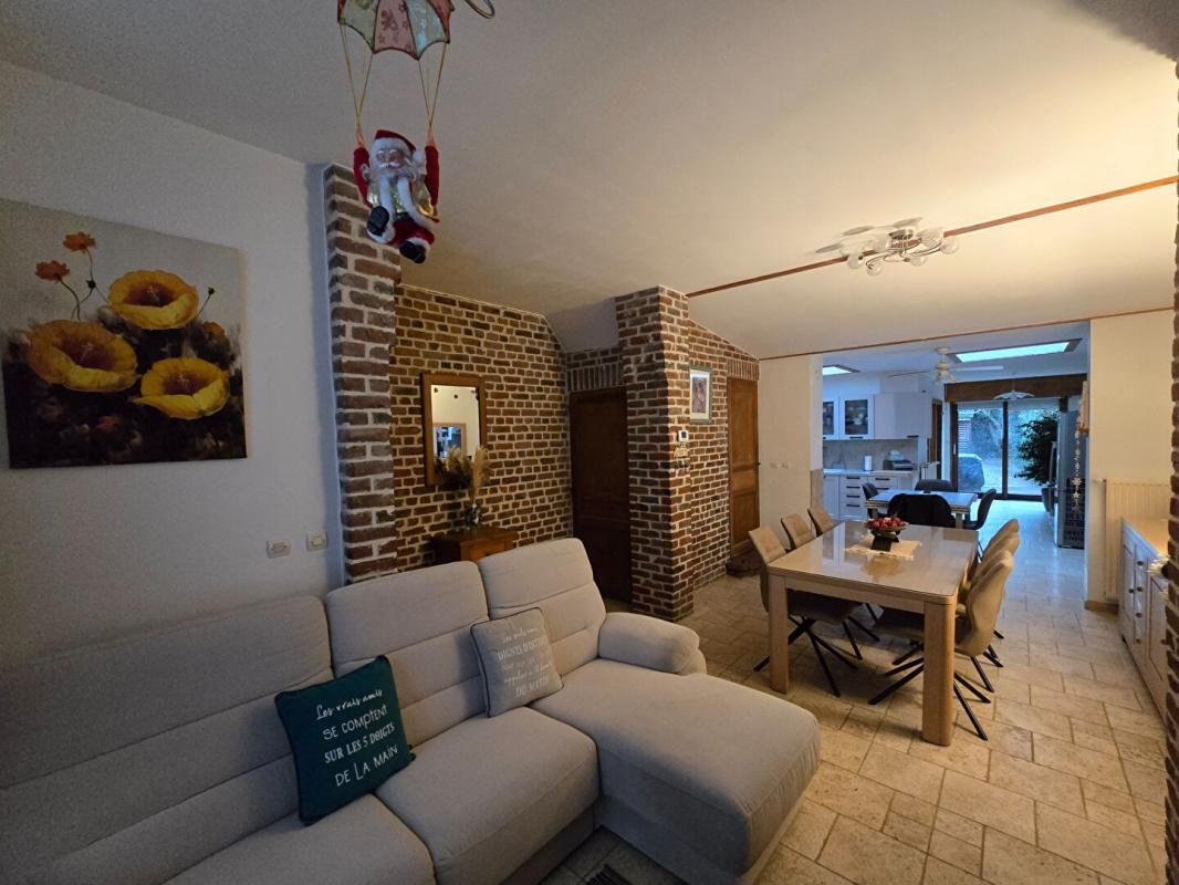 WATTRELOS Maison 3 belles chambres et jardin 1