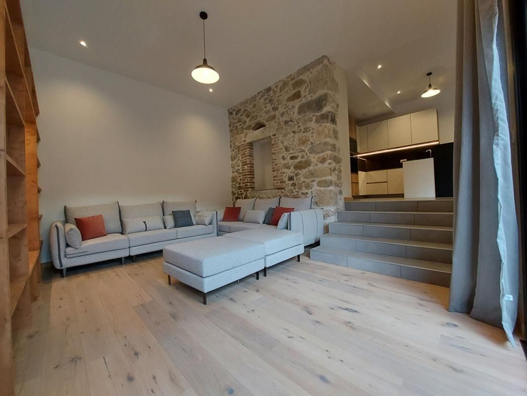 St Jorioz : Appartement de standing, 102m², 3 chs avec sdb, 2 terrasses, garage possible