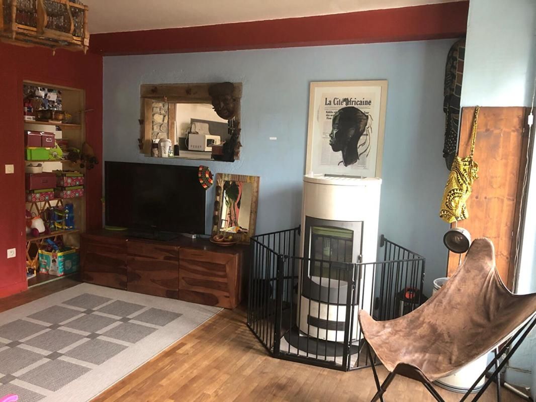 FOUGERES Belle maison au centre de Fougères 4 pièces 107 m2 1