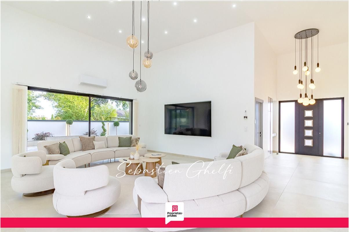 ROMORANTIN-LANTHENAY belle maison contemporaine avec 5 chambres-piscine-grand garage 4