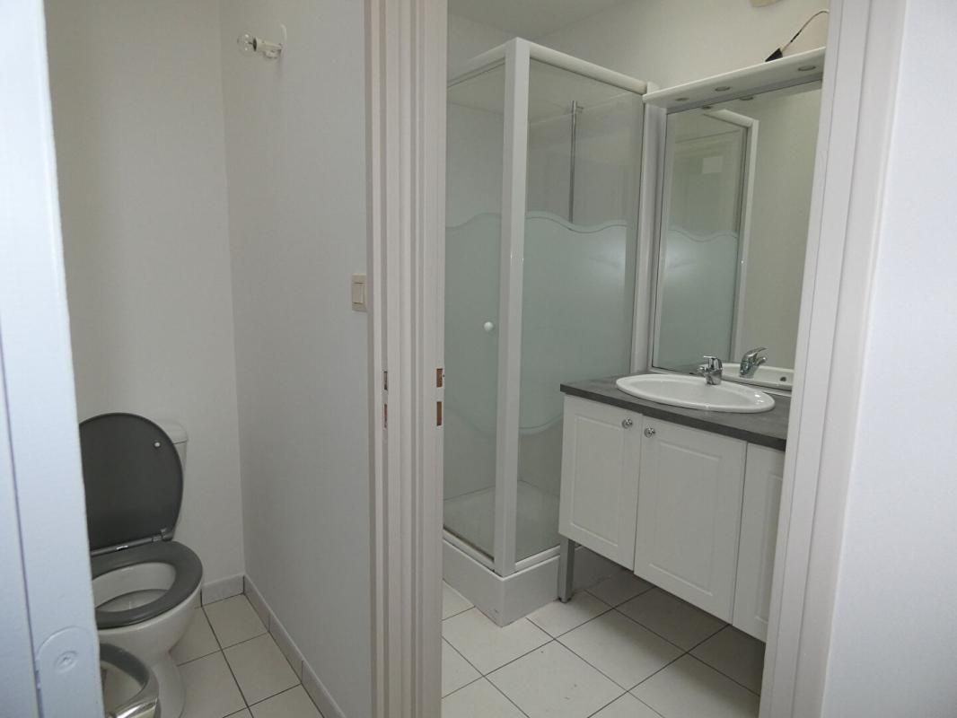 SAINT-BRIEUC 22000 T2 Saint-Brieuc proche gare 47 m2 4