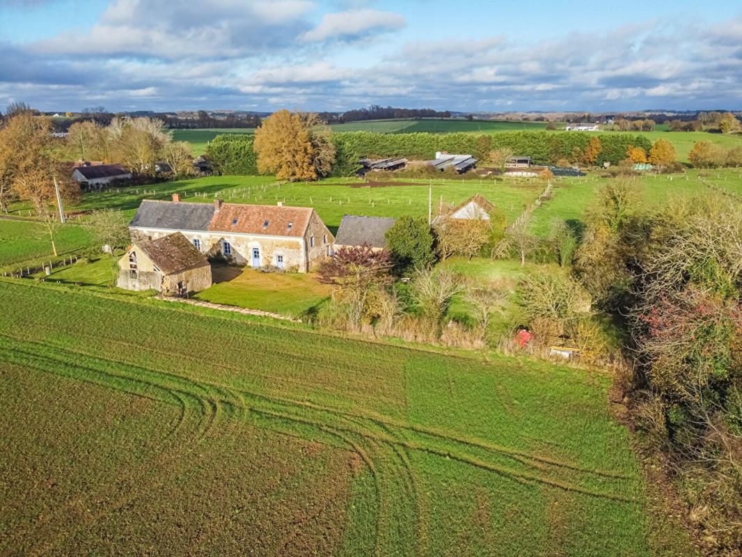 MANSIGNE Maison  de type longère Mansigne 5 pièce(s) 210 m2 2