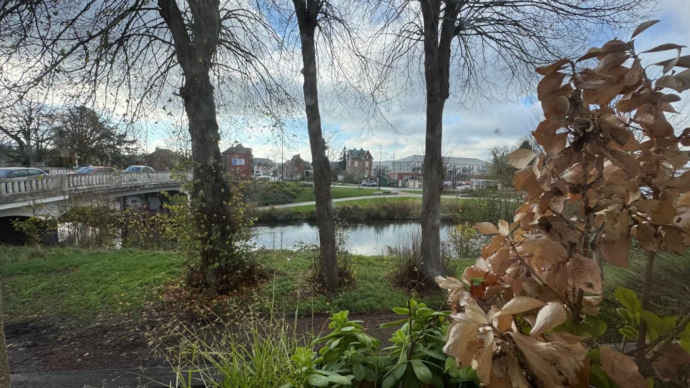 ABBEVILLE Maison à Abbeville 10 pièce(s) 212 m2 proche centre ville 4